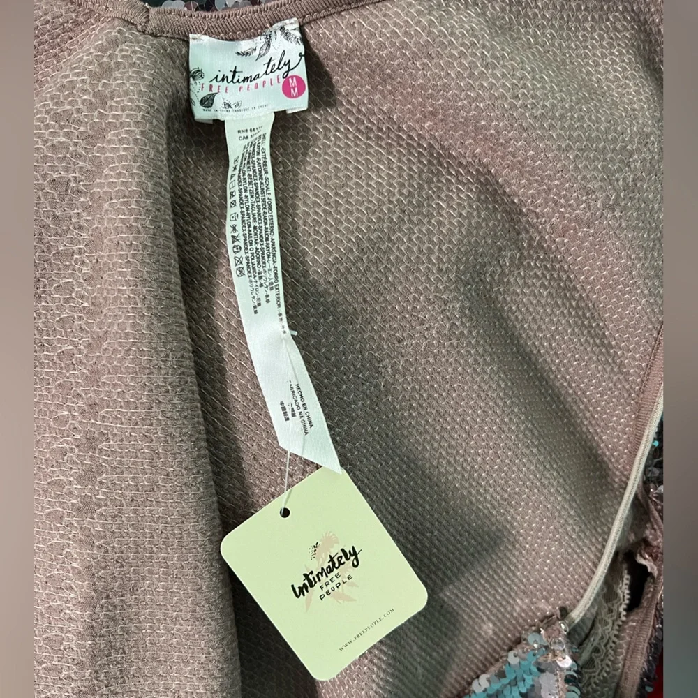 NWT Intimately Free People Rose Gold Sequined Spaghetti Strap Top - Picture 5 of 6
